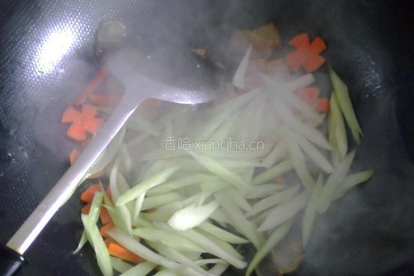 西芹炒腊肉的做法图解4