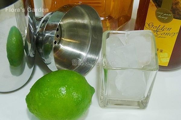 翡翠柠檬茶的做法图解1