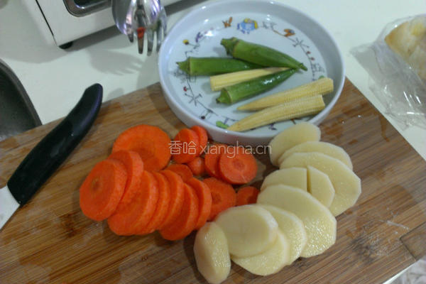 蔬菜沙拉轻食套餐的做法图解3