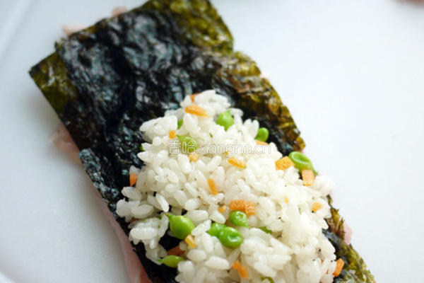 海苔鸡腿饭卷的做法图解3