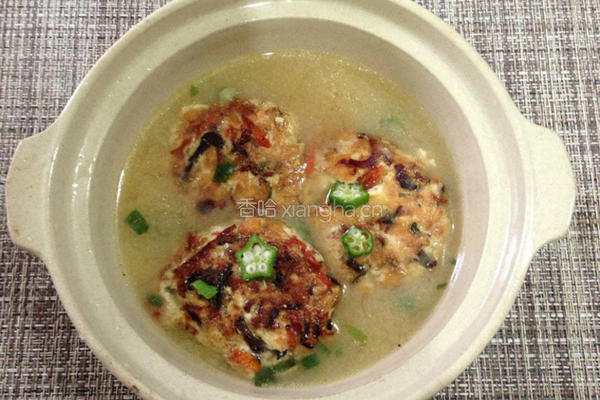 豆腐汉堡味噌汤