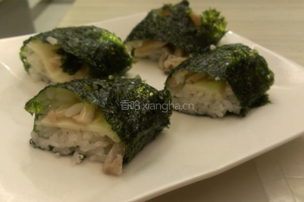 海苔菇菇饭卷的做法图解3