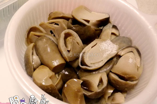 上汤甘蓝菜的做法图解3
