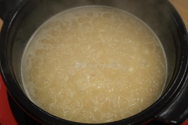 土锅蟹肉粥的做法图解3