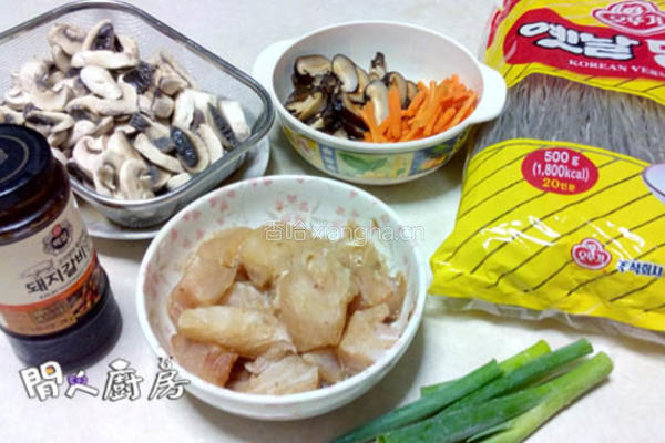 韩式炒薯粉的做法图解1