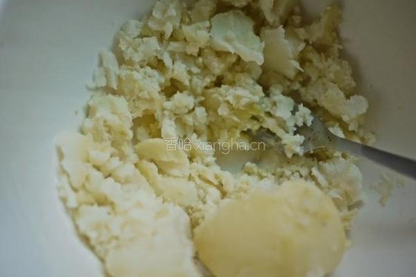 海苔蟹肉可乐饼的做法图解2