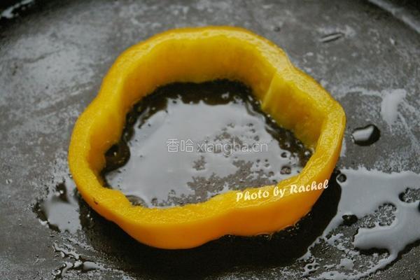 活力甜椒太阳蛋的做法图解1