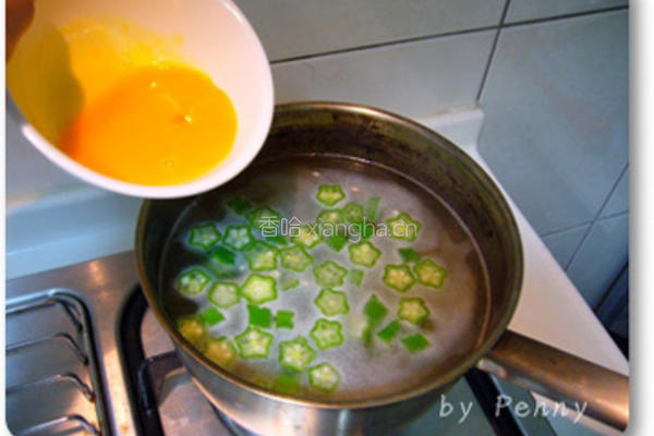 秋葵鲜虾羹的做法图解4