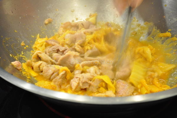 姜黄泡菜炒猪肉的做法图解4
