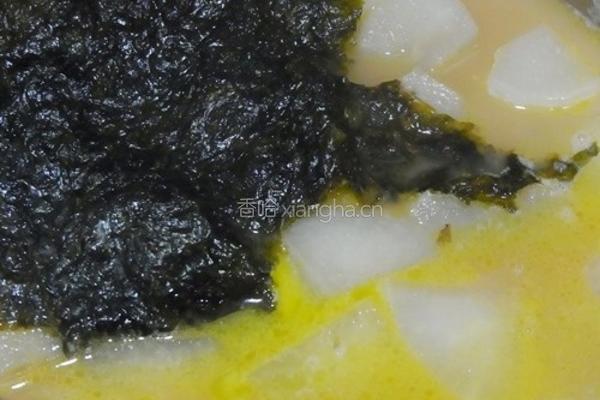 奶油海苔煮萝卜的做法图解1