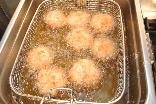 香酥蟹肉饼的做法图解4
