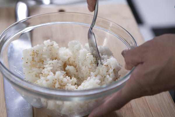 牛肉海苔蛋卷的做法图解4