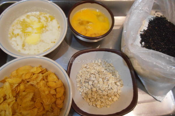 芝麻麦片硬饼干的做法图解1
