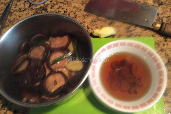 三鲜豆腐炖的做法图解1