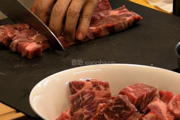 橄榄蒜味骰子牛的做法图解4