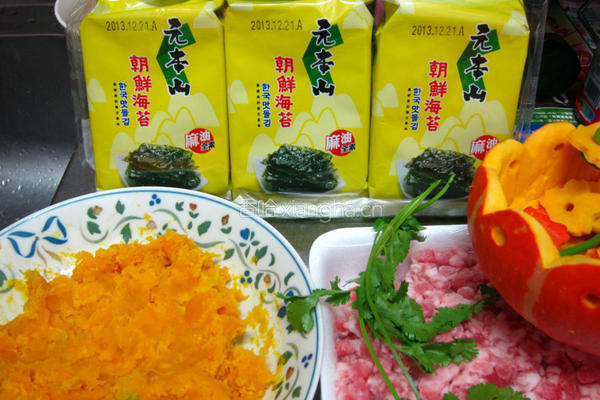 南瓜海苔可乐饼的做法图解4