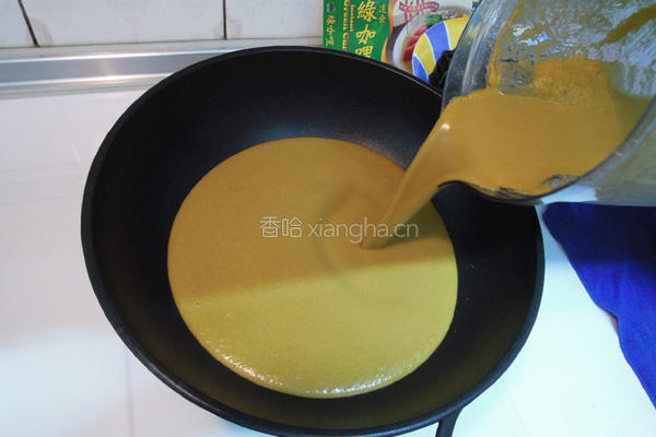 海鲜绿咖哩墨鱼面的做法图解5