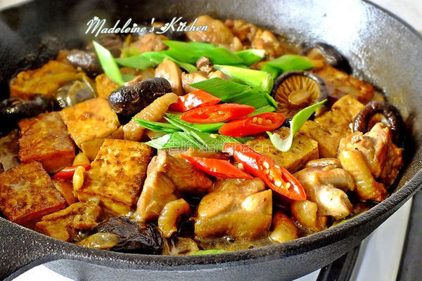 冬菇鸡肉豆腐煲的做法图解6