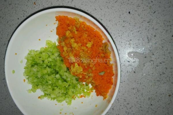 胡萝卜豆渣饼的做法图解2
