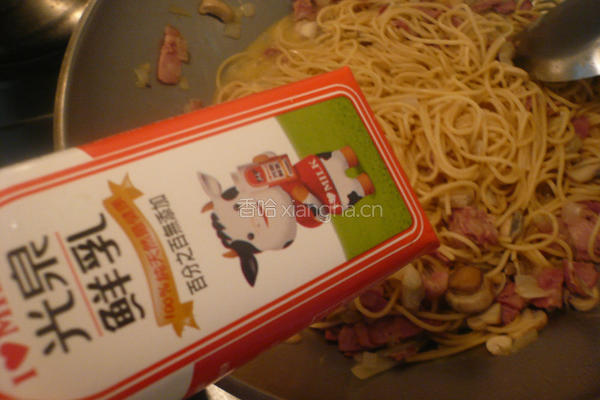 乳香意大利面的做法图解7