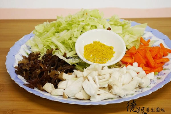 炒姜黄糙米饭的做法图解2
