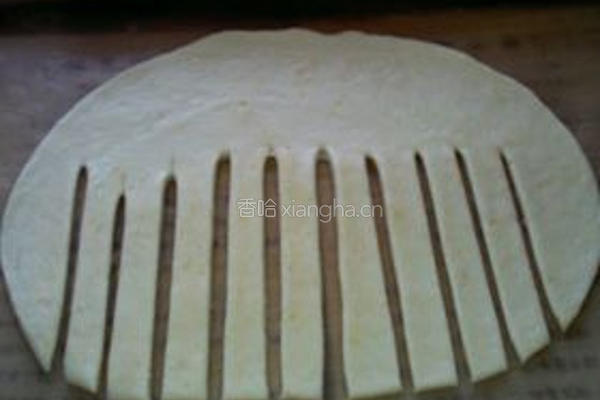 红豆牛奶花型面包的做法图解5