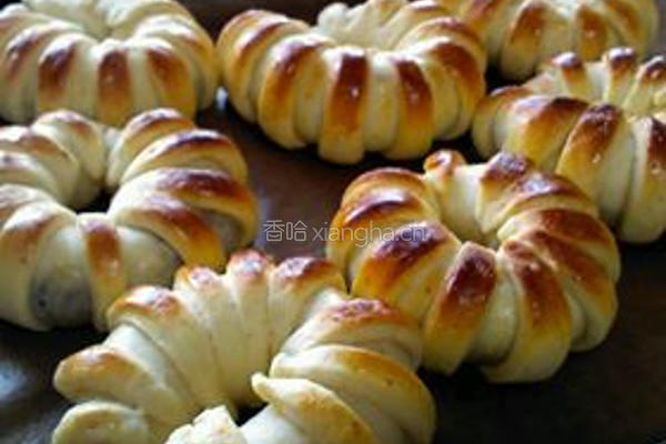 红豆牛奶花型面包的做法图解13
