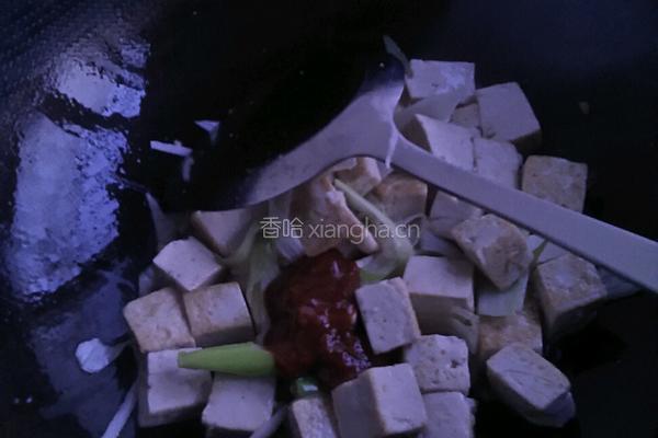 麻辣葱香豆腐的做法图解12