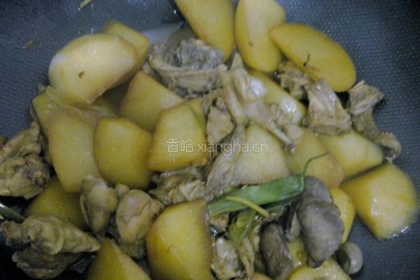 兔肉闷萝卜