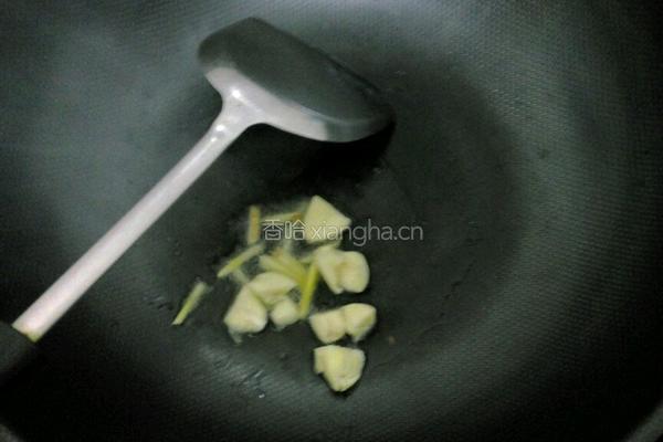 兔肉闷萝卜的做法图解4