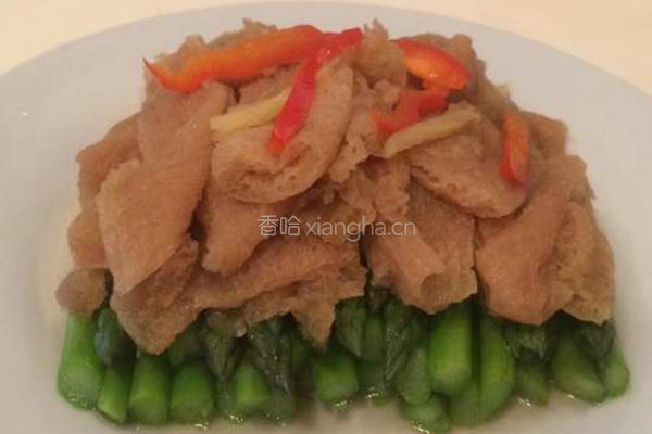 芦笋烩竹荪的做法图解5