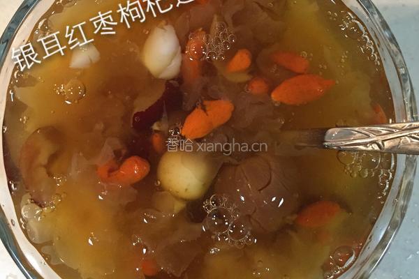 红枣银耳汤的做法图解4