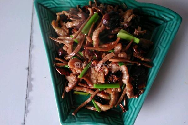茶树菇炒瘦肉的做法图解5