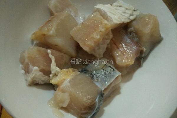 青花椒酸菜鱼的做法图解6