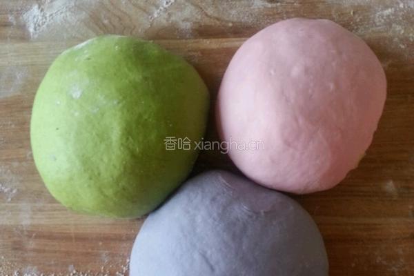 彩色水饺的做法图解2