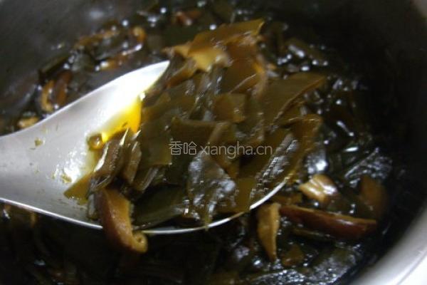 香菇海苔酱的做法图解2