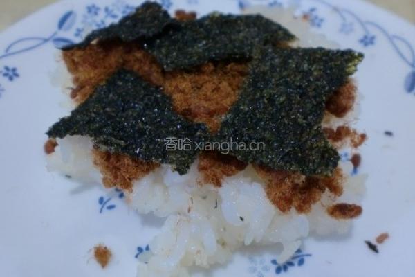 特制肉松海苔饭团的做法图解2