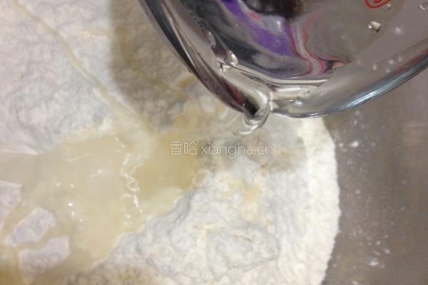 亚麻子葱饼的做法图解2