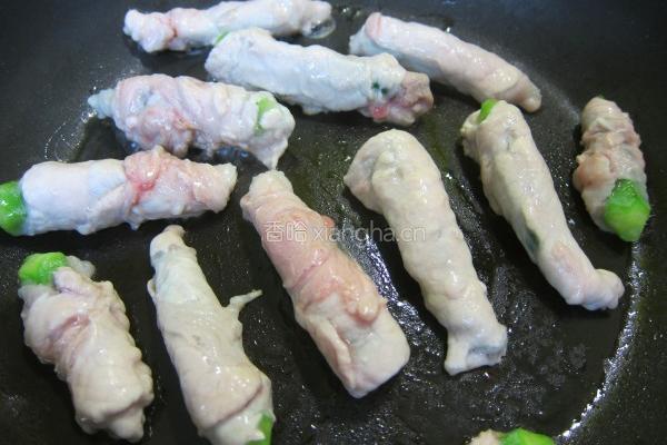 日式姜汁秋葵肉卷的做法图解6