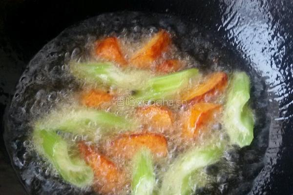 洋葱烧鸡腿。的做法图解6