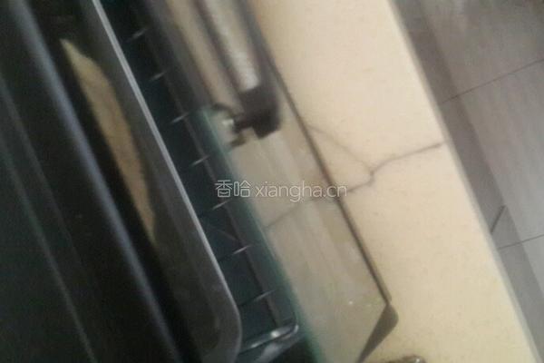 意式鱼肠比萨的做法图解3