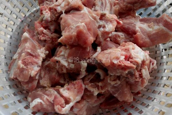醉排骨的做法图解1