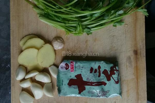 干锅鱼头的做法图解2