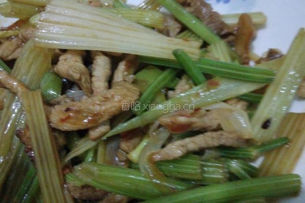 芹菜炒肉的做法图解7