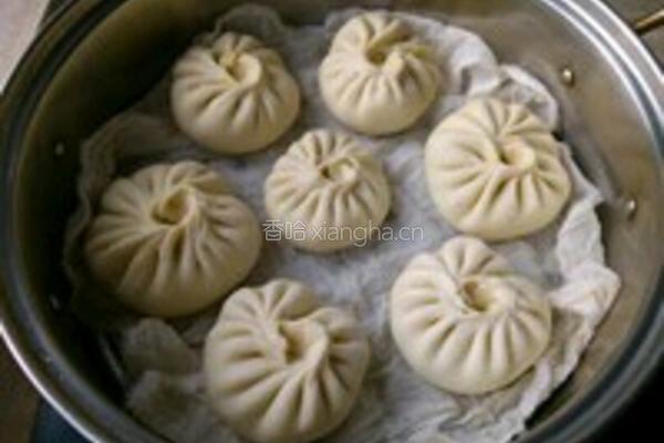 煮肉莲花包子的做法图解5