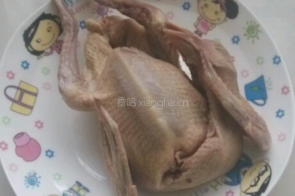 红枣鸽子汤的做法图解1