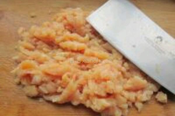 砂锅鸡肉丸的做法图解1