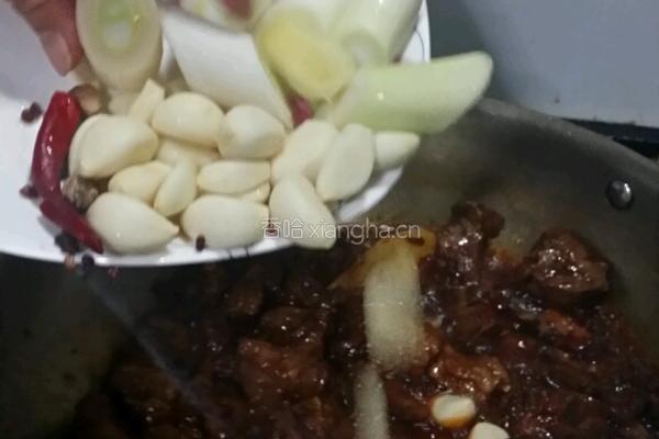 笋干红烧牛肉的做法图解6