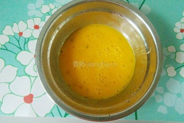 木耳火腿饼的做法图解2