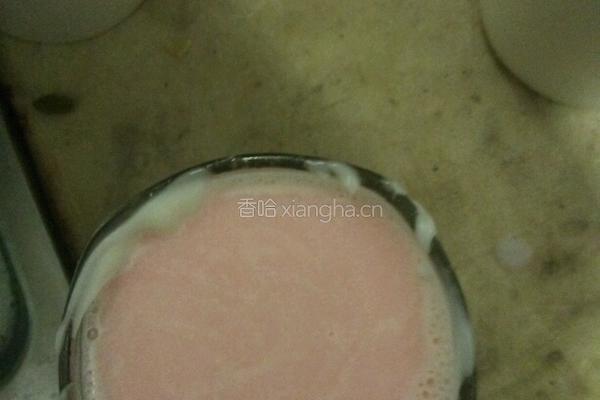 玫瑰红豆奶茶的做法图解5